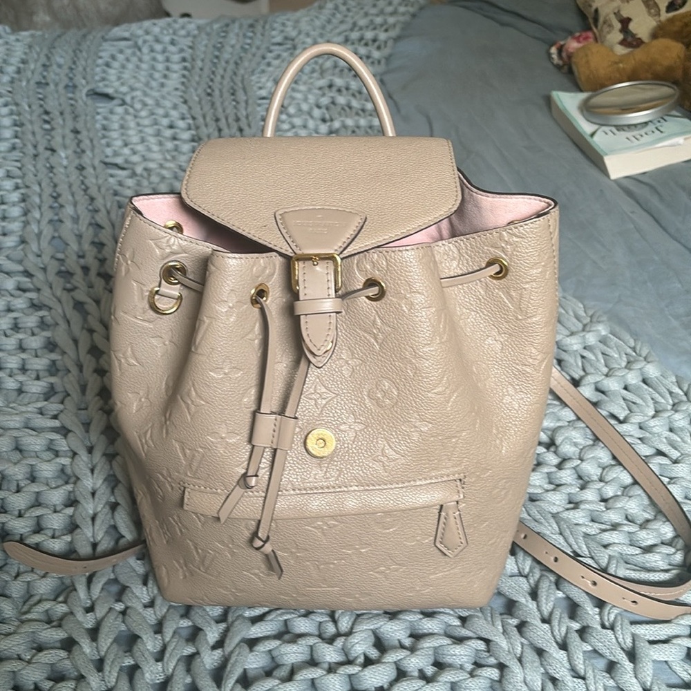 Louis Vuitton Back pack Good pre loved condition
